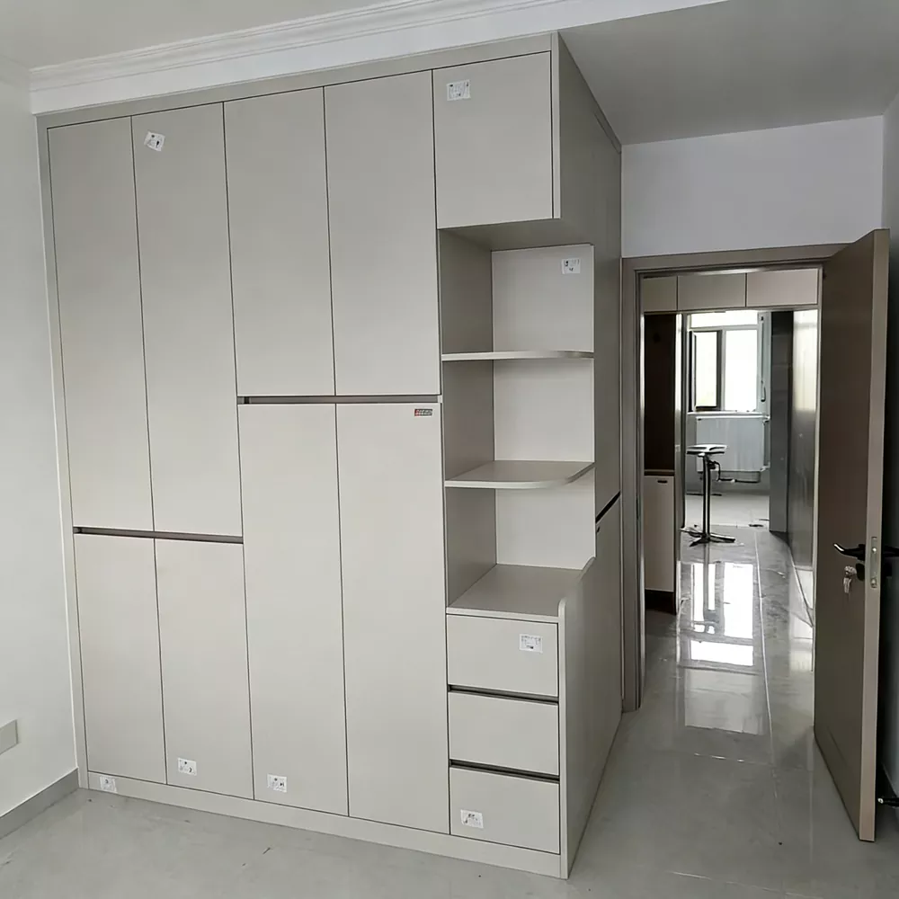 Voňavé skrine z cédrového dreva Voňavé skrine z cédrového dreva