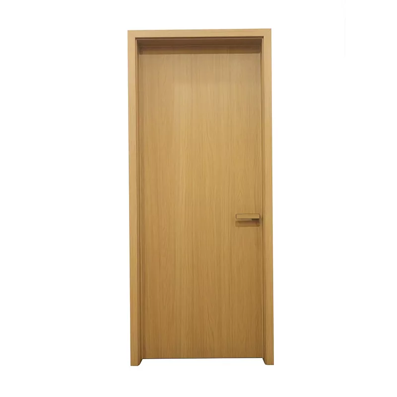 Dvere s plochým panelom